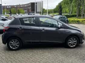 Toyota Yaris (2018) thumbnail 6