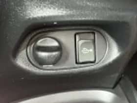 Toyota Yaris (2018) thumbnail 62