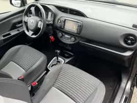Toyota Yaris (2018) thumbnail 10