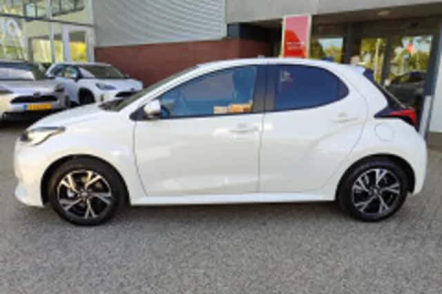 Toyota Yaris (2026) thumbnail 4