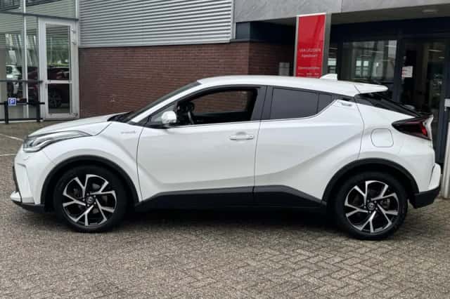 Toyota C hr (2020) thumbnail 11