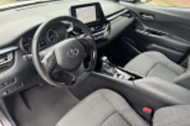 Toyota C hr (2020) thumbnail 35