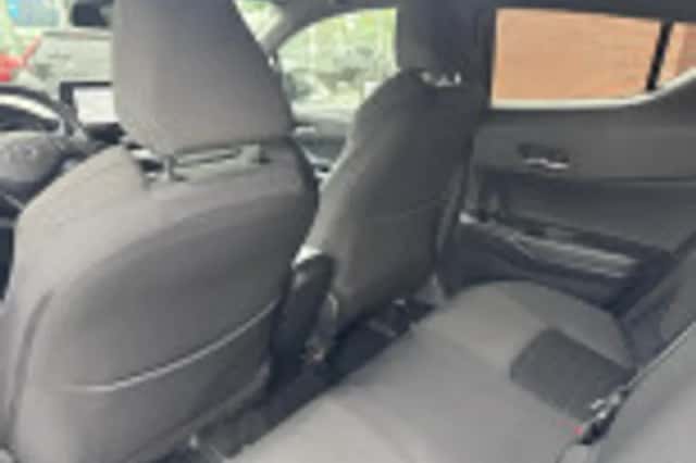 Toyota C hr (2020) thumbnail 41
