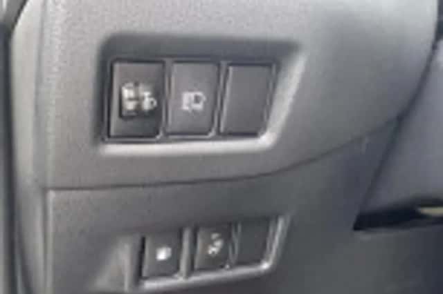 Toyota C hr (2020) thumbnail 45