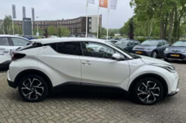 Toyota C hr (2020) thumbnail 6