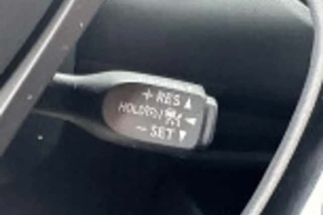 Toyota C hr (2020) thumbnail 51