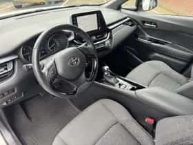 Toyota C hr (2020) thumbnail 8