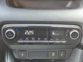 Toyota Yaris (2023) thumbnail 29