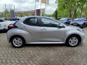 Toyota Yaris (2023) thumbnail 6