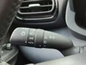 Toyota Yaris (2023) thumbnail 59