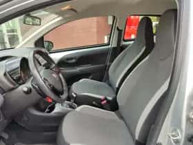 Toyota Aygo (2021) thumbnail 14