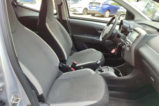 Toyota Aygo (2021) thumbnail 15