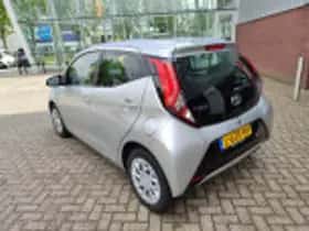 Toyota Aygo (2021) thumbnail 36