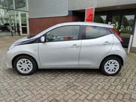 Toyota Aygo (2021) thumbnail 70