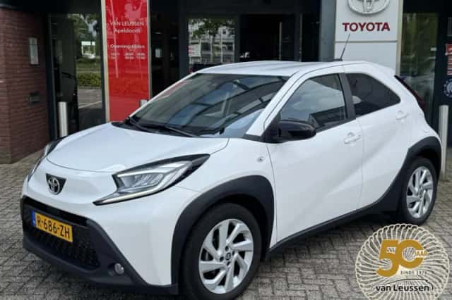 Toyota Aygo X (2022) thumbnail 1