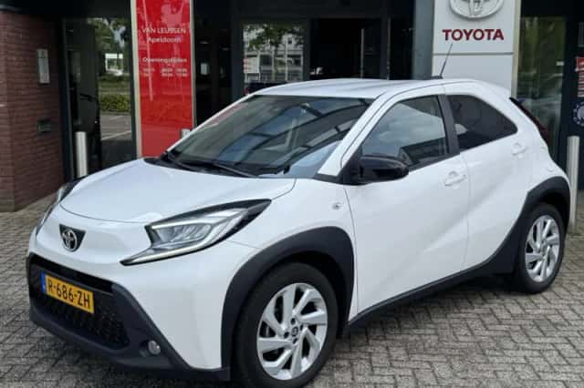 Toyota Aygo X (2022) thumbnail 1