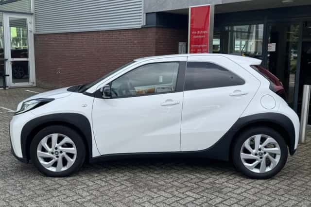 Toyota Aygo X (2022) thumbnail 11