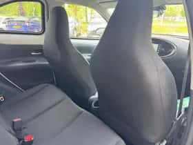Toyota Aygo X (2022) thumbnail 15