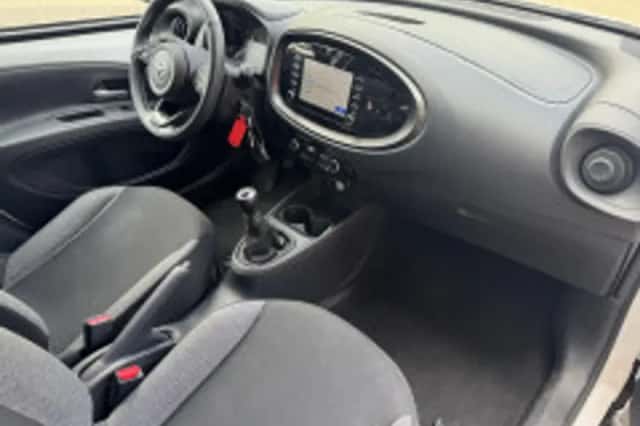 Toyota Aygo X (2022) thumbnail 4