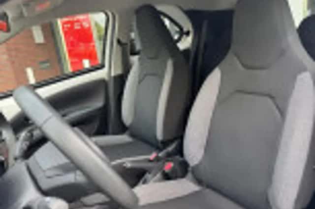 Toyota Aygo X (2022) thumbnail 37