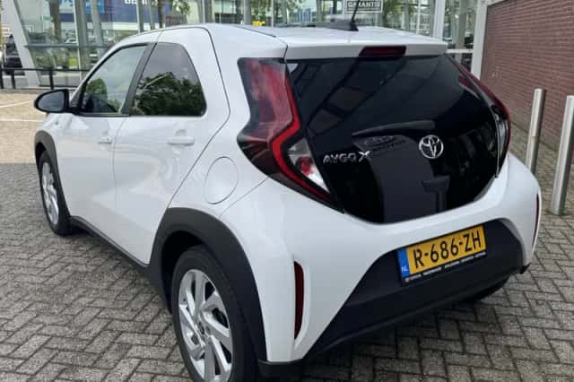 Toyota Aygo X (2022) thumbnail 9