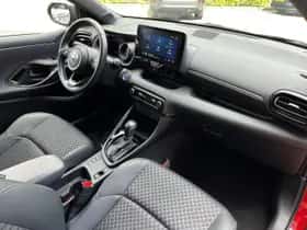 Toyota Yaris (2022) thumbnail 10