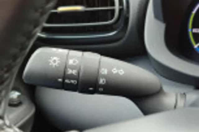 Toyota Yaris Cross (2022) thumbnail 61