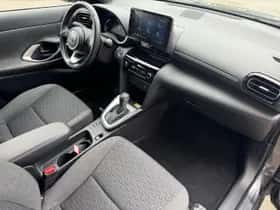 Toyota Yaris Cross (2022) thumbnail 16