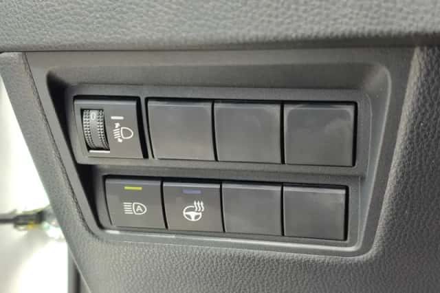 Toyota Yaris (2025) thumbnail 18