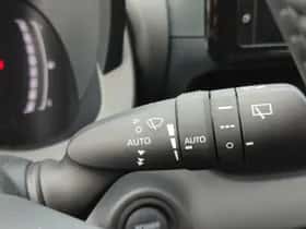 Toyota Yaris (2025) thumbnail 23