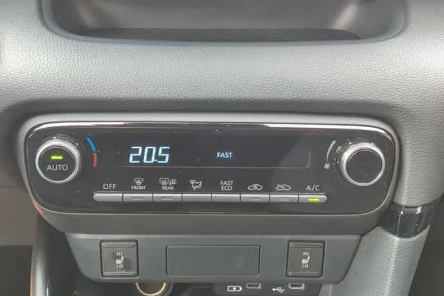 Toyota Yaris (2025) thumbnail 26