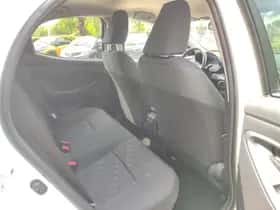Toyota Yaris (2025) thumbnail 33