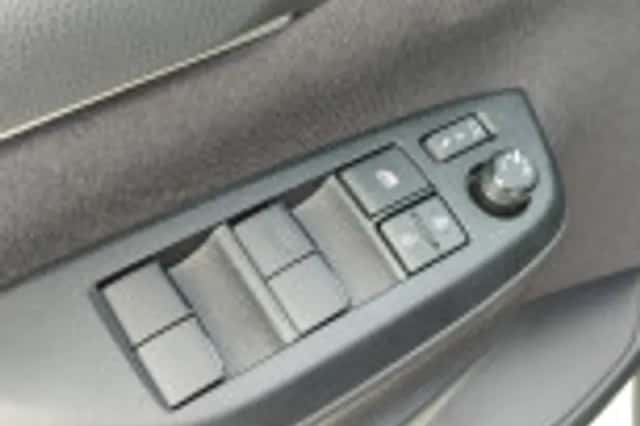 Toyota Yaris (2025) thumbnail 53