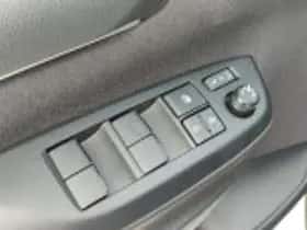 Toyota Yaris (2025) thumbnail 53