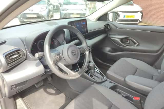 Toyota Yaris (2025) thumbnail 84