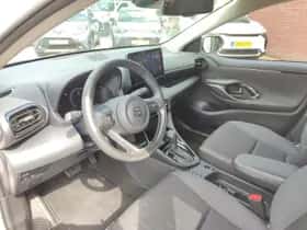 Toyota Yaris (2025) thumbnail 10