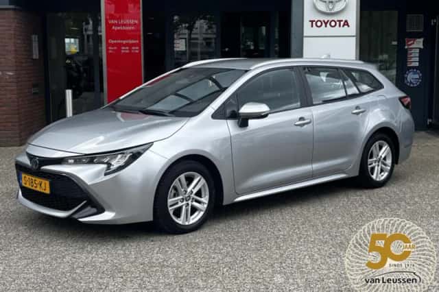 Toyota Corolla (2023) thumbnail 1