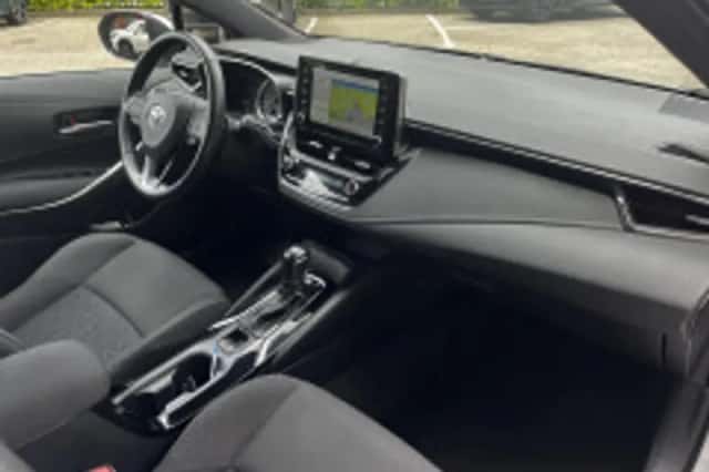 Toyota Corolla (2023) thumbnail 4