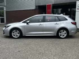 Toyota Corolla (2023) thumbnail 5