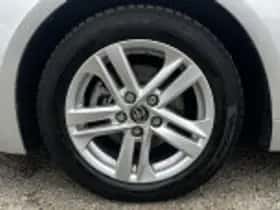 Toyota Corolla (2023) thumbnail 62