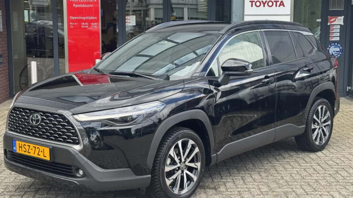 Toyota Corolla (2025) — foto 1