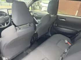 Toyota Corolla (2025) thumbnail 14
