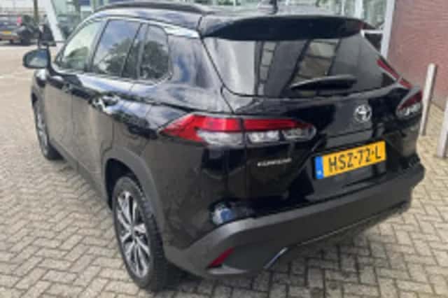 Toyota Corolla (2025) thumbnail 3