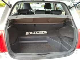 Toyota Auris (2011) thumbnail 26