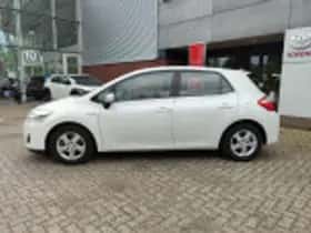 Toyota Auris (2011) thumbnail 35