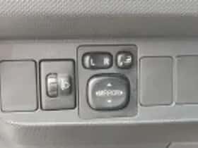 Toyota Auris (2011) thumbnail 40