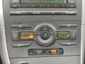 Toyota Auris (2011) thumbnail 48