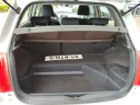 Toyota Auris (2011) thumbnail 50