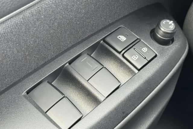 Toyota Yaris (2026) thumbnail 20