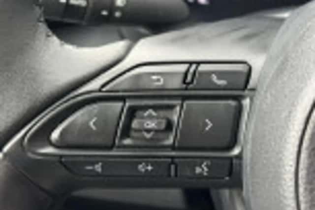Toyota Yaris Cross (2025) thumbnail 51